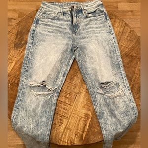 American eagle acid wash 90s boyfriend jeans